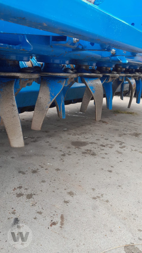 Lemken Zirkon 12/300 - Herse rotative: photos 3 Lemken Zirkon 12/300 - Herse rotative: photos 3