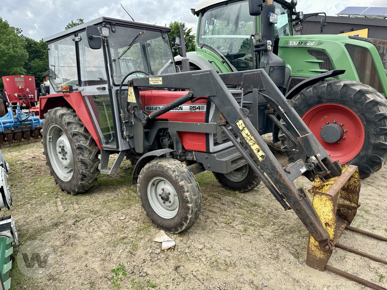 Massey Ferguson 254S - Tracteur agricole: photos 1 Massey Ferguson 254S - Tracteur agricole: photos 1