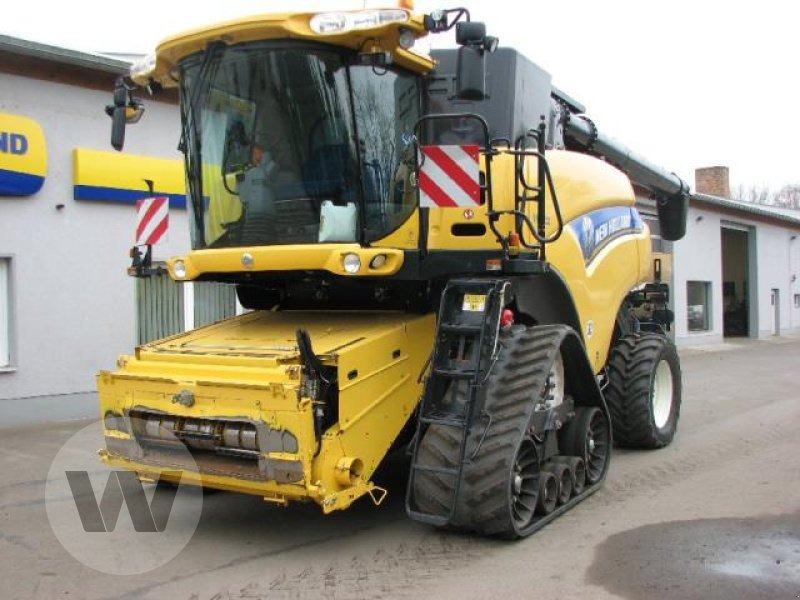 New Holland CR 9090 SCR - Moissonneuse-batteuse: photos 1 New Holland CR 9090 SCR - Moissonneuse-batteuse: photos 1