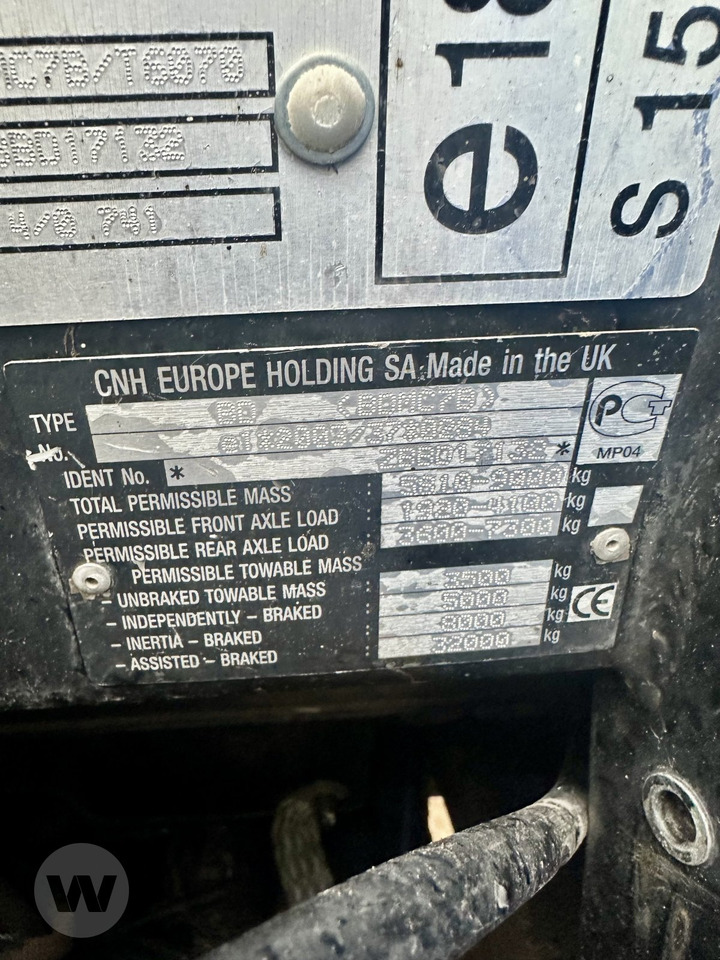 New Holland T 6070 - Tracteur agricole: photos 2 New Holland T 6070 - Tracteur agricole: photos 2