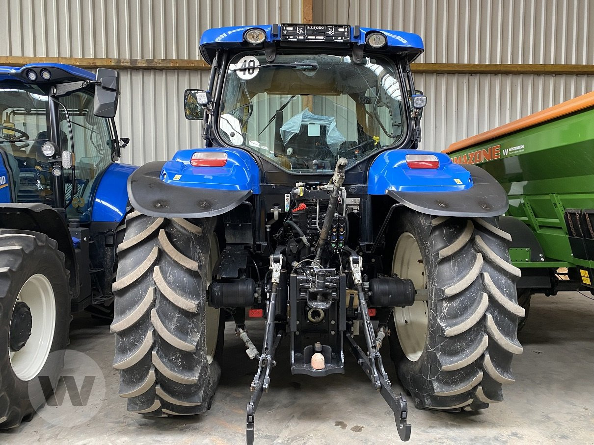 New Holland T6020 Elite - Tracteur agricole: photos 2 New Holland T6020 Elite - Tracteur agricole: photos 2