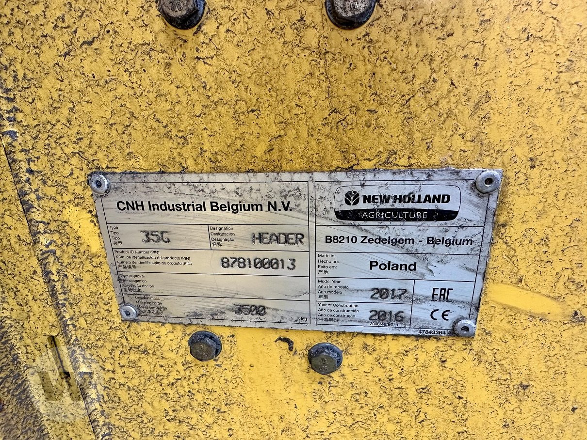 New Holland VARIFEED 10,70 M - Moissoneuse: photos 2 New Holland VARIFEED 10,70 M - Moissoneuse: photos 2