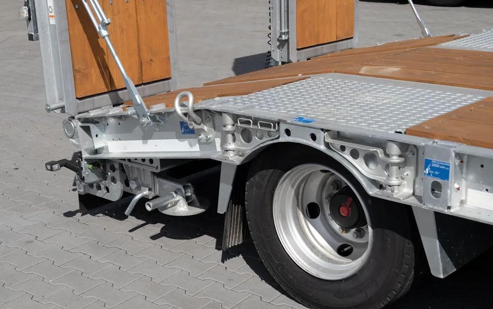 Crédit-bail Humbaur Przyczepa niskopodwoziowa HTD 30-K // 3. osiowa // rama ocynkowana Humbaur Przyczepa niskopodwoziowa HTD 30-K // 3. osiowa // rama ocynkowana: photos 6 Crédit-bail Humbaur Przyczepa niskopodwoziowa HTD 30-K // 3. osiowa // rama ocynkowana Humbaur Przyczepa niskopodwoziowa HTD 30-K // 3. osiowa // rama ocynkowana: photos 6