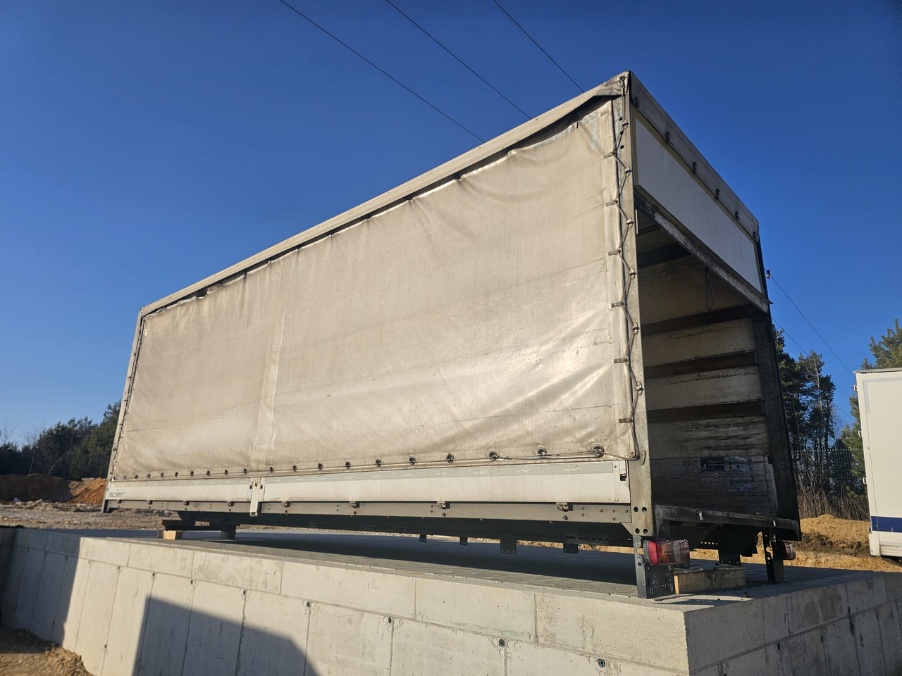 MERCEDES ATEGO / SPIER complete body + PALGINGER 1500kg ALU TAIL LIFT - Carrosserie bâchee: photos 3 MERCEDES ATEGO / SPIER complete body + PALGINGER 1500kg ALU TAIL LIFT - Carrosserie bâchee: photos 3