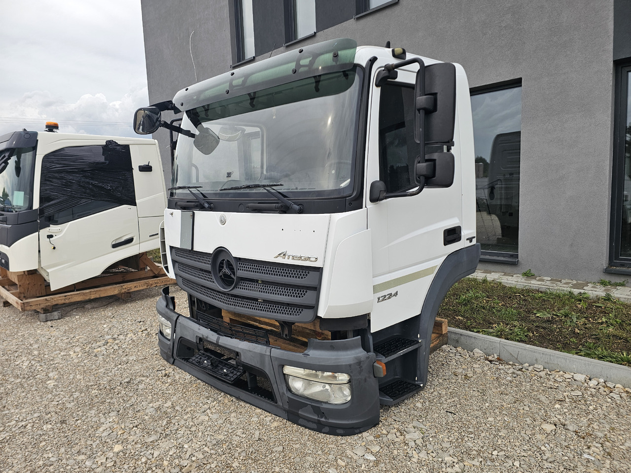 MERCEDES-BENZ ATEGO EURO 6 / COMPLETE CABINE - Cabine: photos 1 MERCEDES-BENZ ATEGO EURO 6 / COMPLETE CABINE - Cabine: photos 1