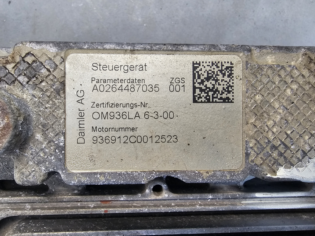 MERCEDES-BENZ ATEGO EURO 6 / OM936 / ENGINE ECU / A0014465235 - Bloc de gestion: photos 5 MERCEDES-BENZ ATEGO EURO 6 / OM936 / ENGINE ECU / A0014465235 - Bloc de gestion: photos 5