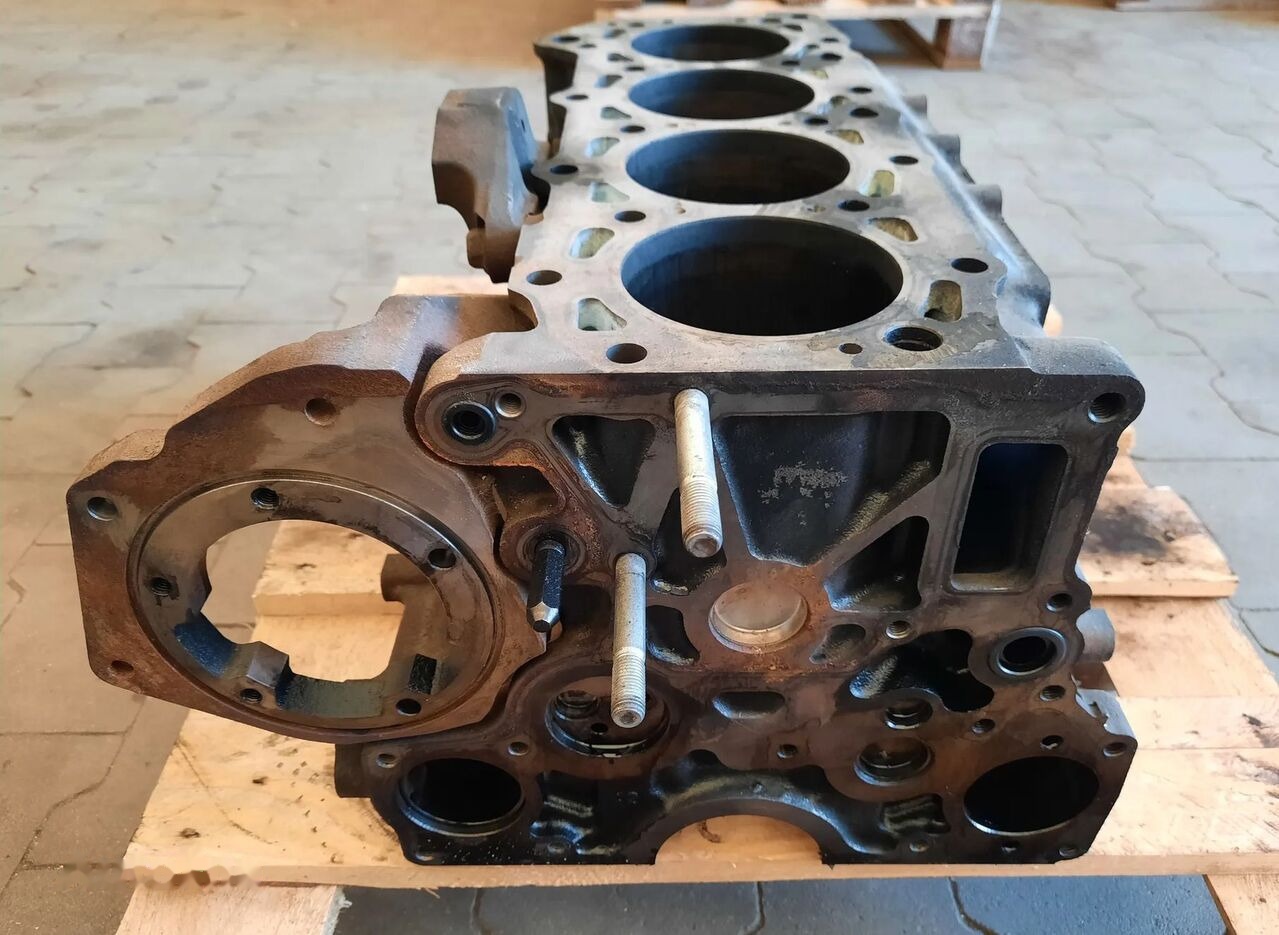 NISSAN CABSTAR ATLEON RENAULT GAMA D - Bloc-cylindres pour Camion: photos 4 NISSAN CABSTAR ATLEON RENAULT GAMA D - Bloc-cylindres pour Camion: photos 4