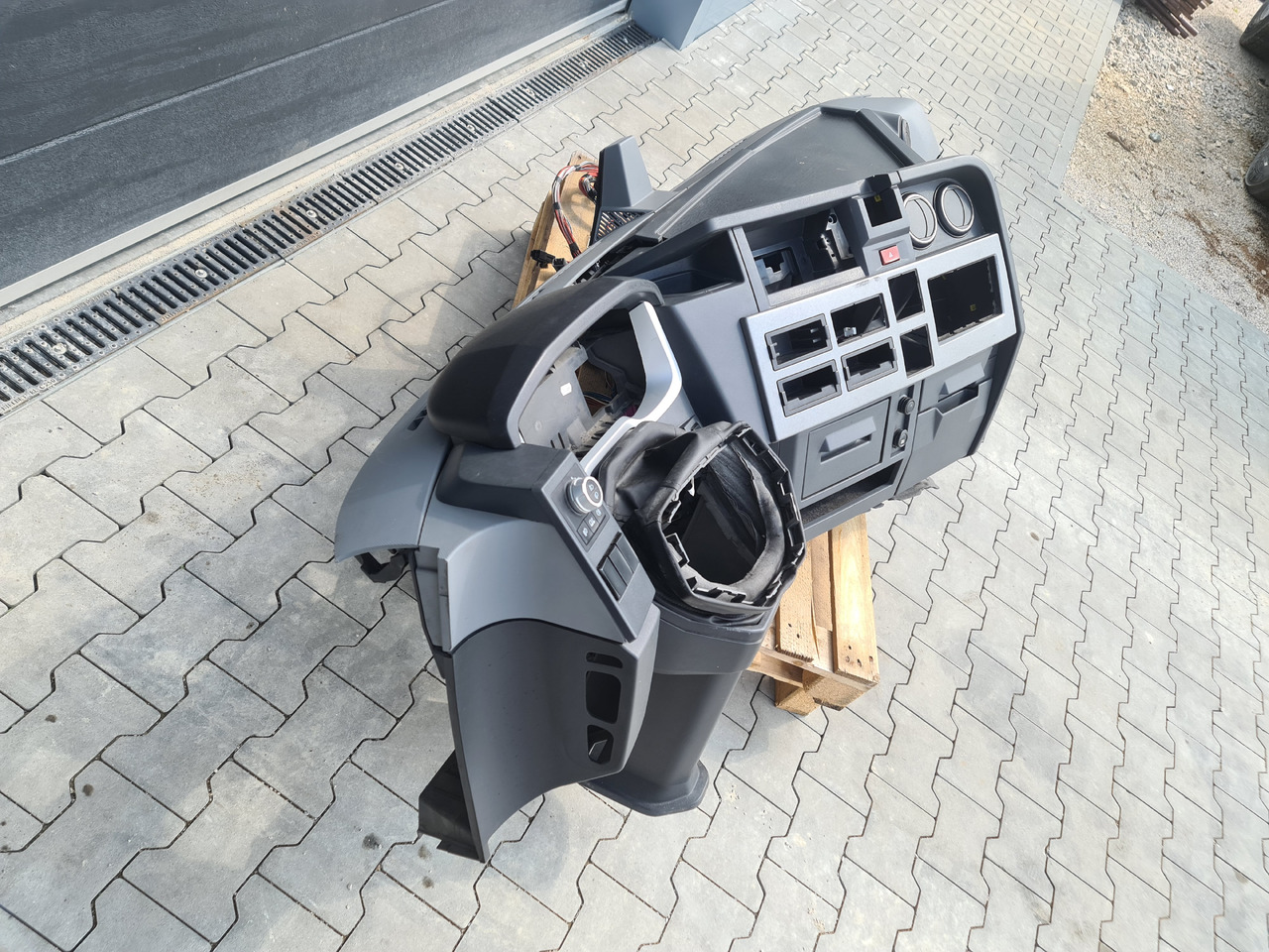 RENAULT RANGE T / COMPLETE DASHBOARD - Panel de instrumentos: photos 2 RENAULT RANGE T / COMPLETE DASHBOARD - Panel de instrumentos: photos 2