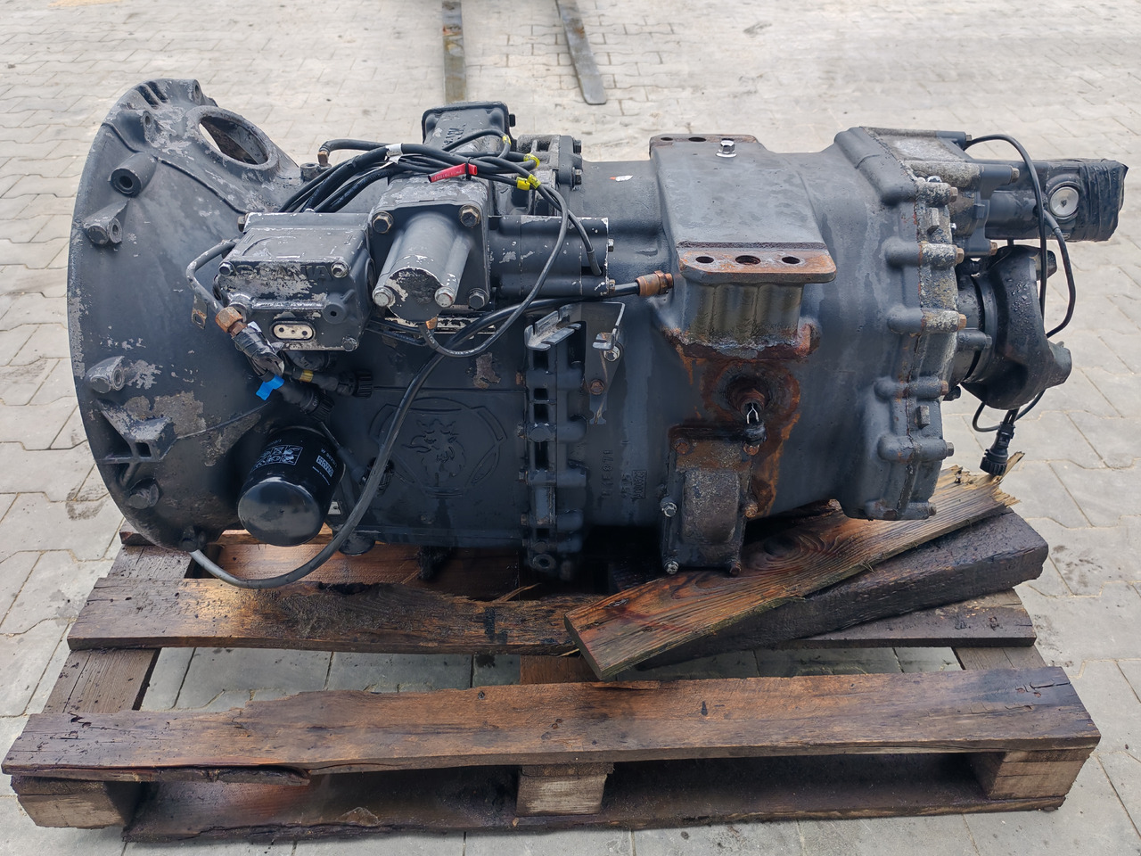 SCANIA GEARBOX / GRS0905 / COMPLETE / WORLDWIDE DELIVERY - Boîte de vitesse: photos 4 SCANIA GEARBOX / GRS0905 / COMPLETE / WORLDWIDE DELIVERY - Boîte de vitesse: photos 4