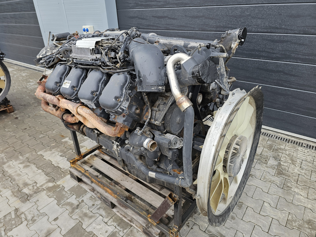 SCANIA R580 / DC16 102 V8 / EURO 6 / COMPLETE ENGINE - Moteur: photos 3 SCANIA R580 / DC16 102 V8 / EURO 6 / COMPLETE ENGINE - Moteur: photos 3