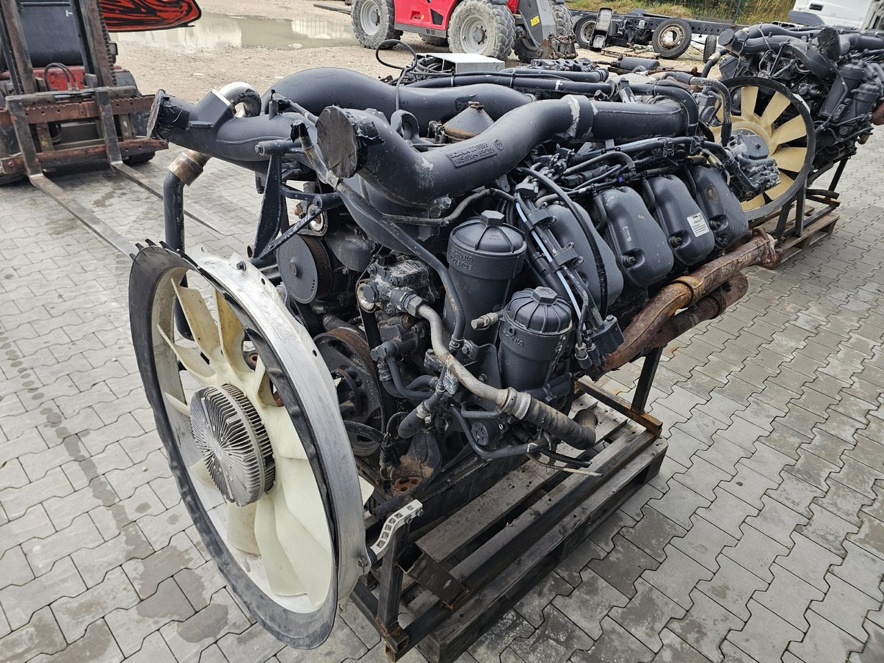 SCANIA R580 / DC16 102 V8 / EURO 6 / COMPLETE ENGINE - Moteur: photos 4 SCANIA R580 / DC16 102 V8 / EURO 6 / COMPLETE ENGINE - Moteur: photos 4
