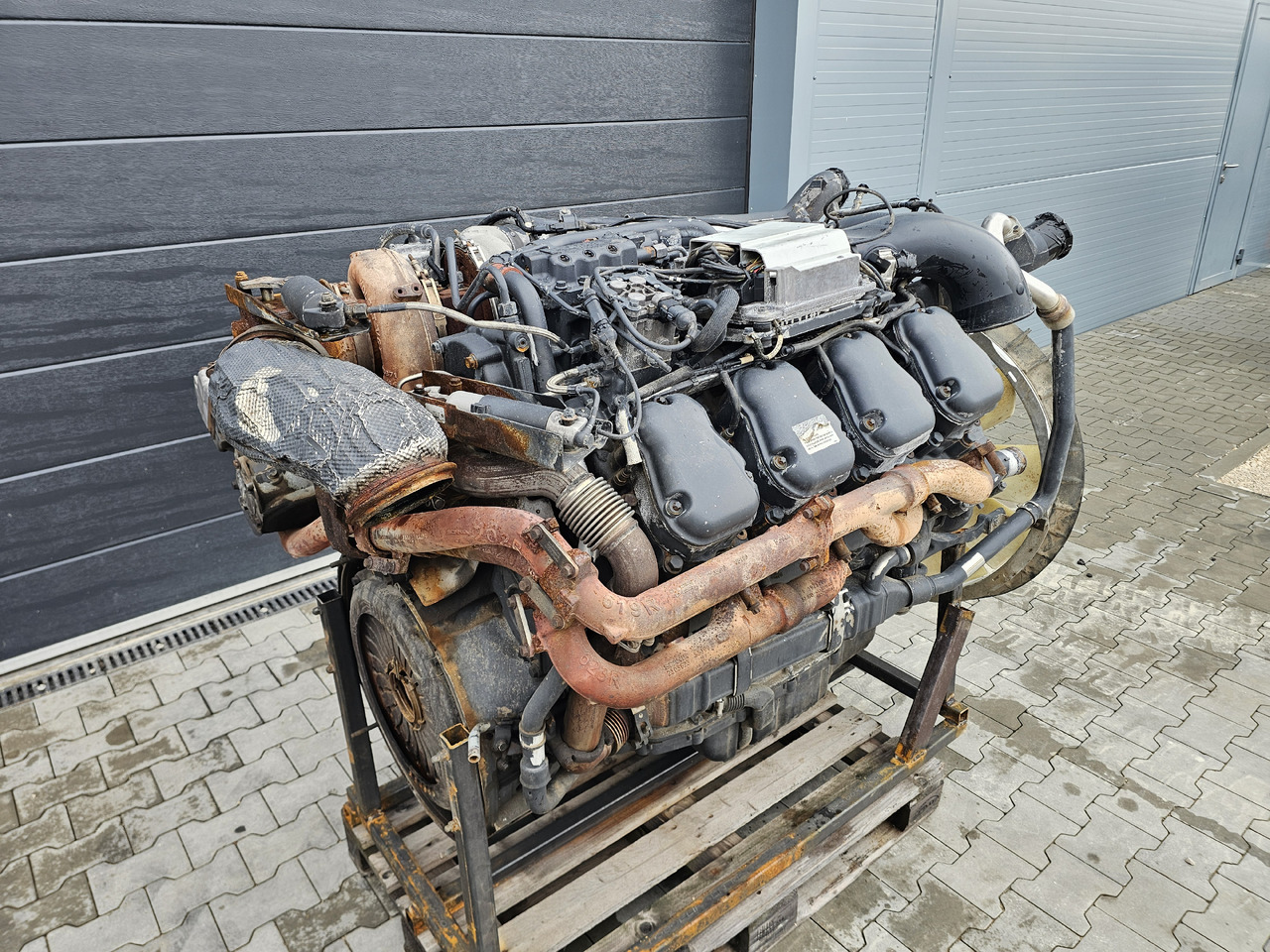 SCANIA R580 / DC16 102 V8 / EURO 6 / COMPLETE ENGINE - Moteur: photos 2 SCANIA R580 / DC16 102 V8 / EURO 6 / COMPLETE ENGINE - Moteur: photos 2