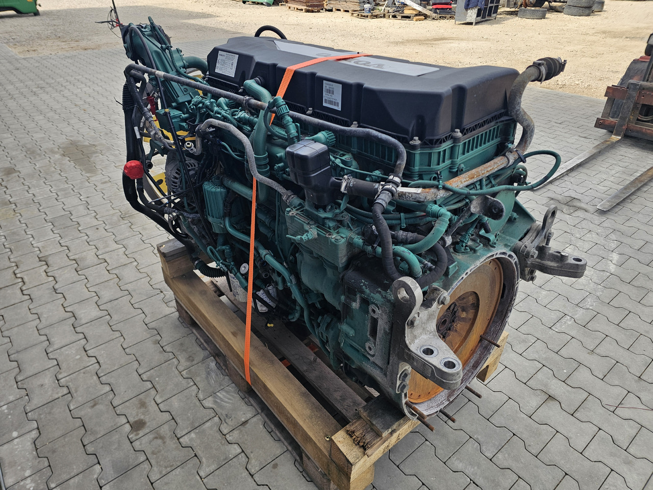 VOLVO D11K 460 EUVI / 2022 / COMPLETE ENGINE - Moteur: photos 4 VOLVO D11K 460 EUVI / 2022 / COMPLETE ENGINE - Moteur: photos 4