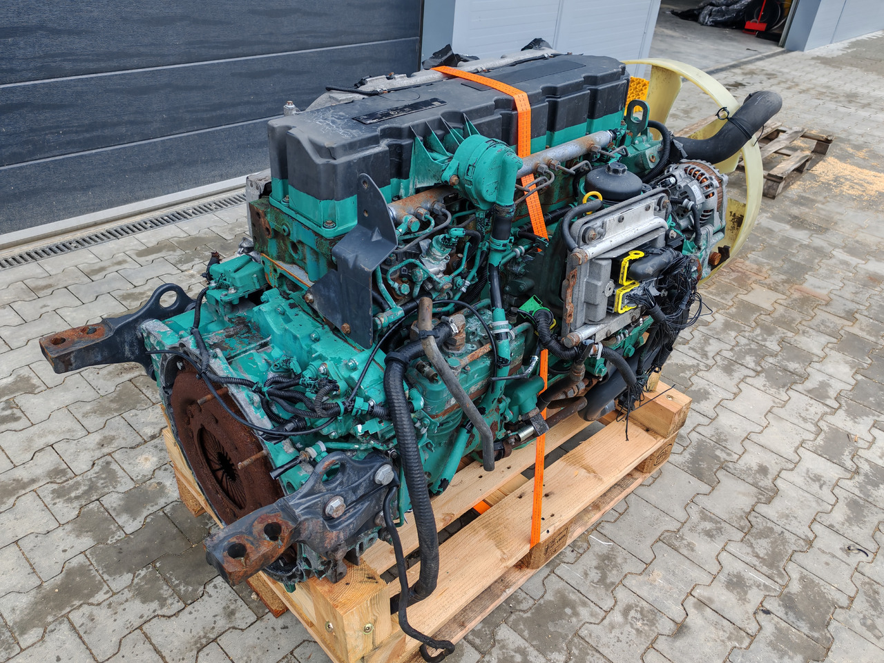 Moteur VOLVO D7E 280 EC06B / EURO 5 / COMPLETE: photos 9 Moteur VOLVO D7E 280 EC06B / EURO 5 / COMPLETE: photos 9