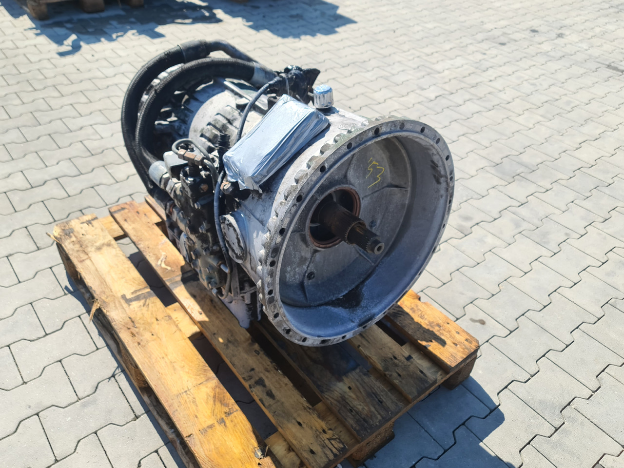 VOLVO FH FM / GEARBOX / VT1906PT / POWERTRONIC / WORLDWIDE DELIVERY - Boîte de vitesse: photos 2 VOLVO FH FM / GEARBOX / VT1906PT / POWERTRONIC / WORLDWIDE DELIVERY - Boîte de vitesse: photos 2