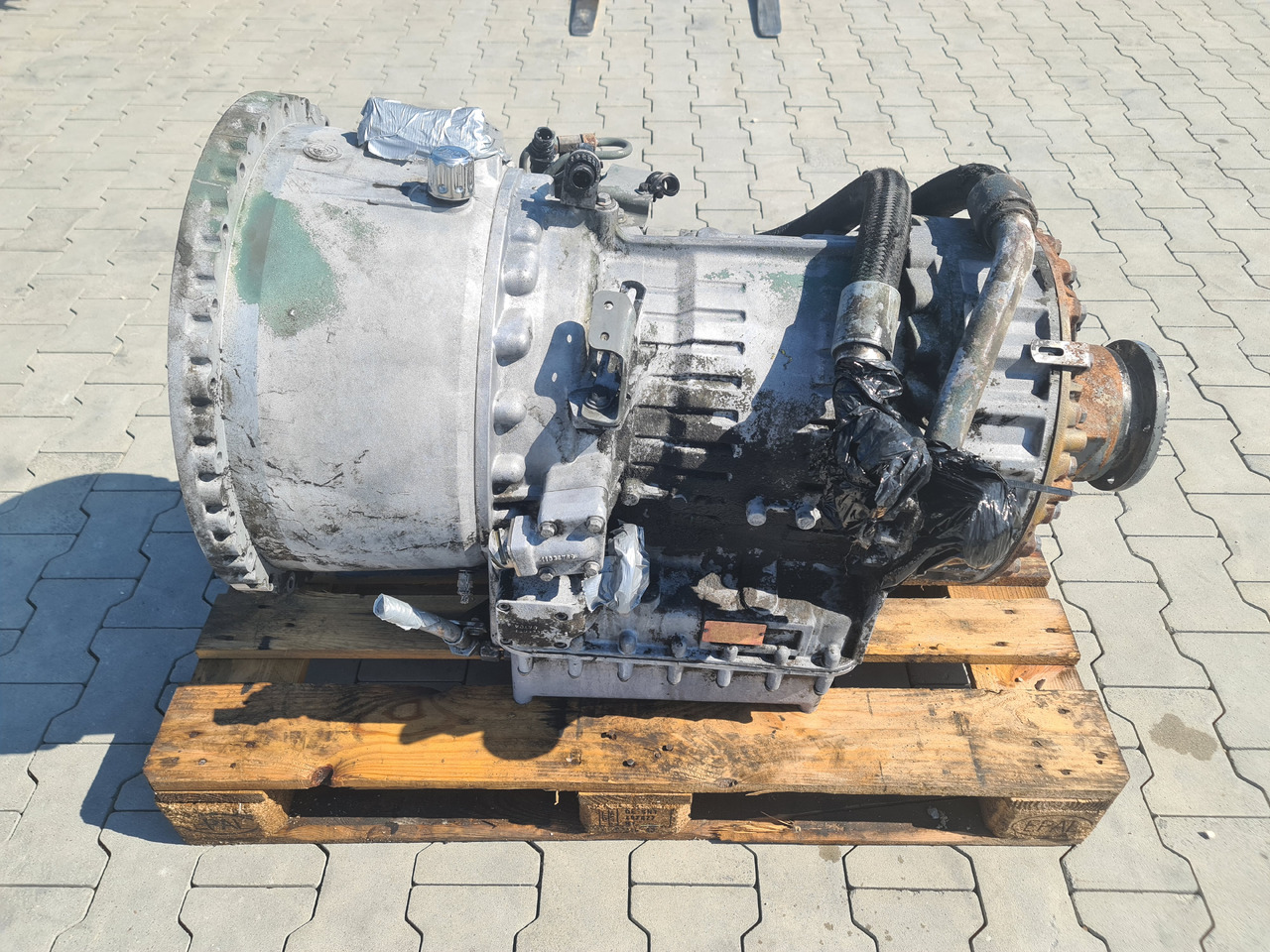 VOLVO FH FM / GEARBOX / VT1906PT / POWERTRONIC / WORLDWIDE DELIVERY - Boîte de vitesse: photos 4 VOLVO FH FM / GEARBOX / VT1906PT / POWERTRONIC / WORLDWIDE DELIVERY - Boîte de vitesse: photos 4