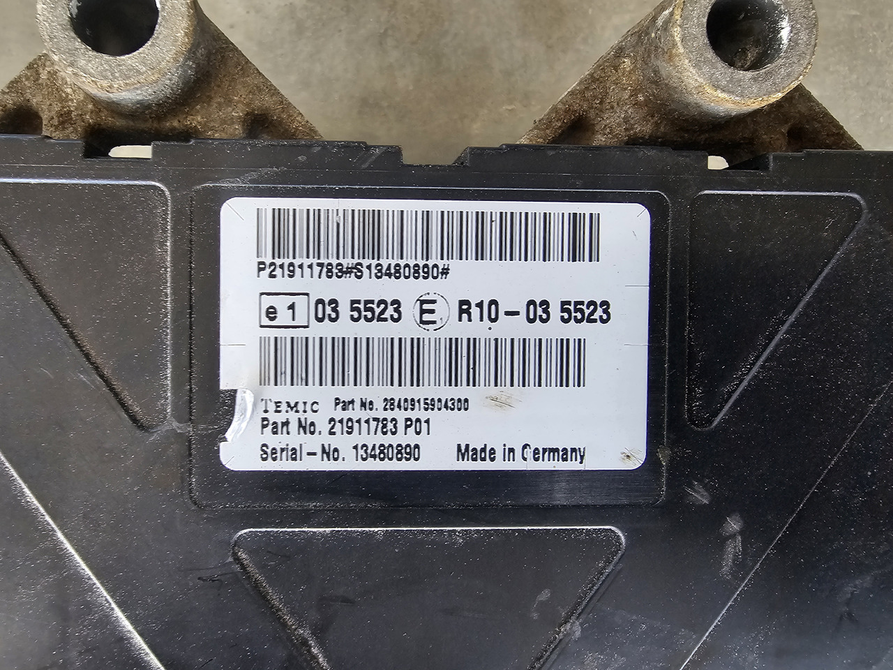 VOLVO FH4 FM4 / ADBLUE SCR CONTROL UNIT / 21911783 P01 - Bloc de gestion: photos 4 VOLVO FH4 FM4 / ADBLUE SCR CONTROL UNIT / 21911783 P01 - Bloc de gestion: photos 4