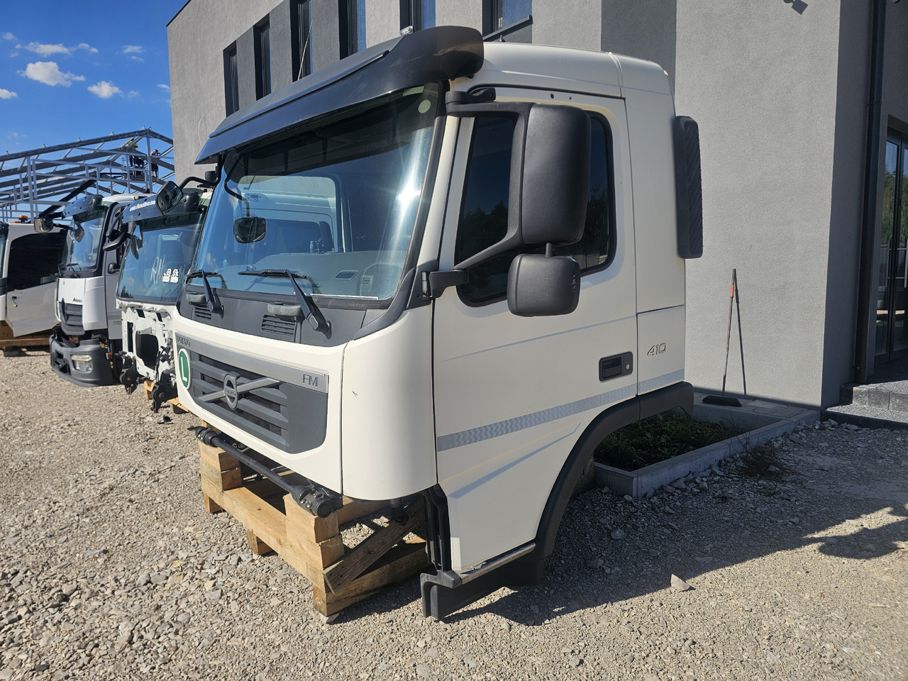 VOLVO FM3 DAILY CAB / COMPLETE / WORLDWIDE DELIVERY - Cabine: photos 3 VOLVO FM3 DAILY CAB / COMPLETE / WORLDWIDE DELIVERY - Cabine: photos 3