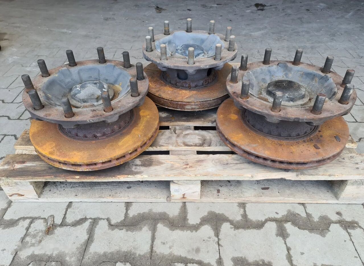 VOLVO RENAULT FRONT HUB 68mm 6.8cm / WORLDWIDE DELIVERY - Moyeu pour Camion: photos 2 VOLVO RENAULT FRONT HUB 68mm 6.8cm / WORLDWIDE DELIVERY - Moyeu pour Camion: photos 2