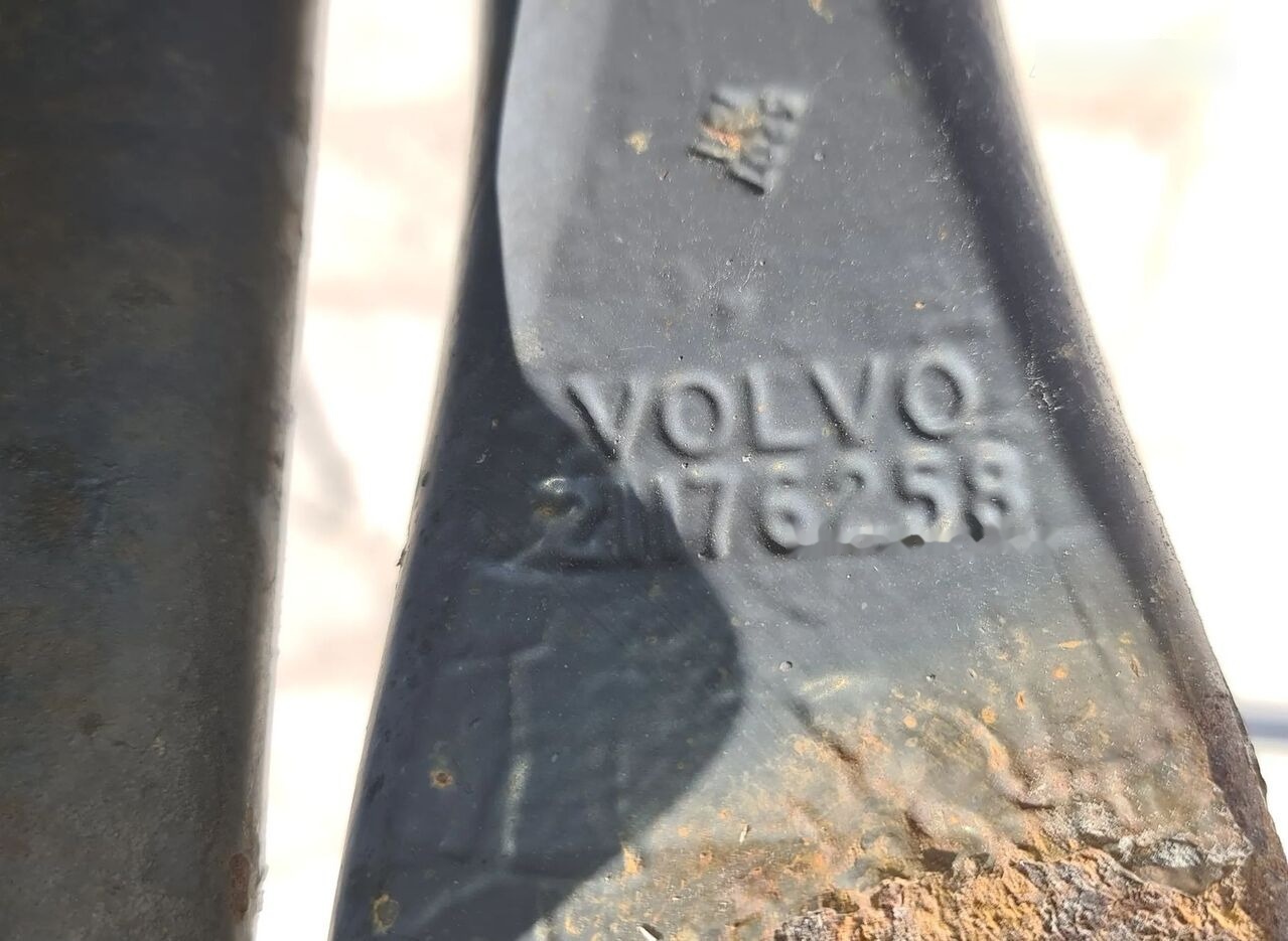 Volvo FH FM FH4 truck - Barre stabilisatrice pour Camion: photos 3 Volvo FH FM FH4 truck - Barre stabilisatrice pour Camion: photos 3