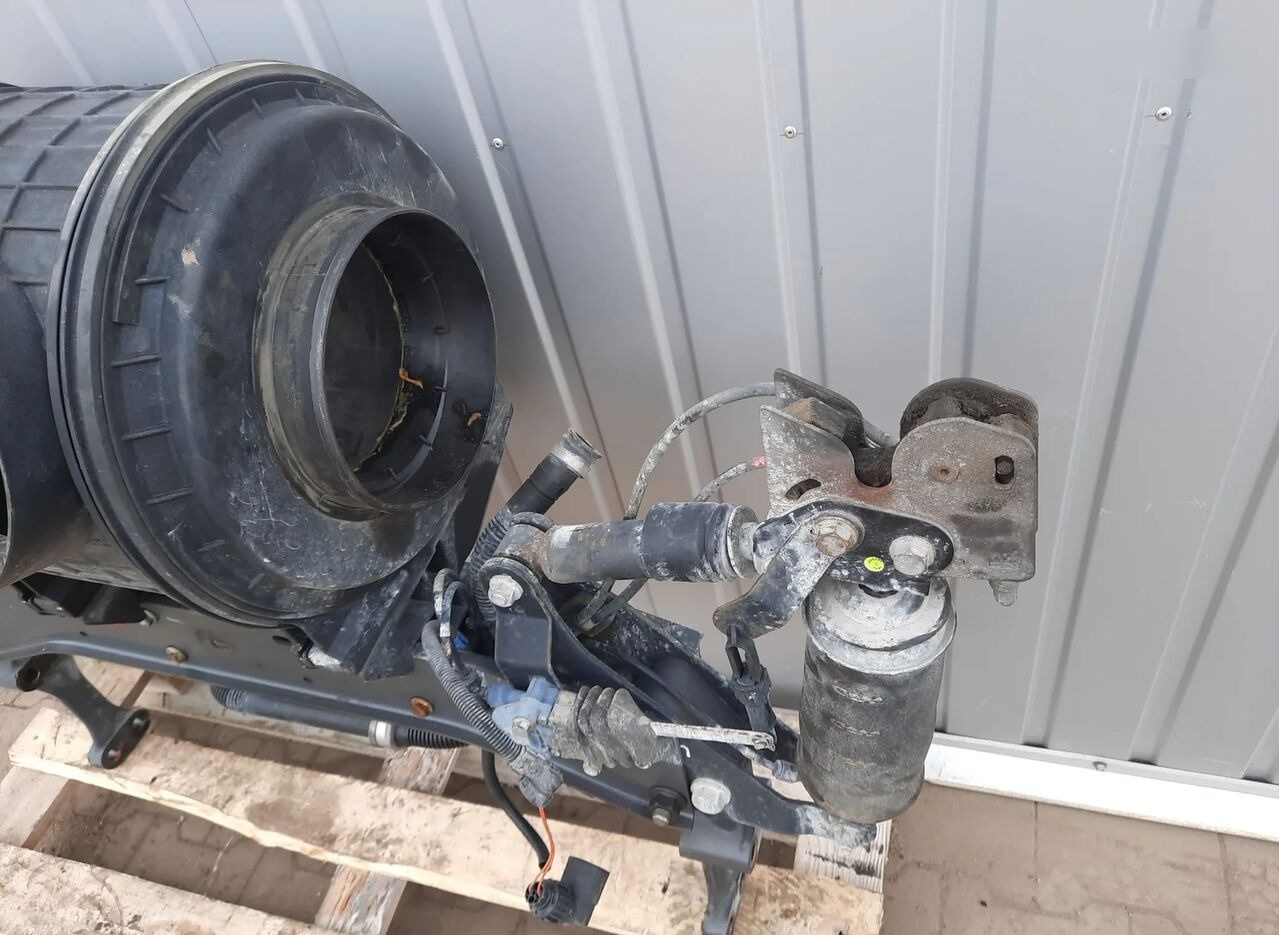 Zawieszenie kabiny zamek tył Renault Zawieszenie kabiny zamek tył RENAULT PREMIUM DXI Renault PREMIUM DXI truck - Suspension de cabine pour Camion: photos 4 Zawieszenie kabiny zamek tył Renault Zawieszenie kabiny zamek tył RENAULT PREMIUM DXI Renault PREMIUM DXI truck - Suspension de cabine pour Camion: photos 4
