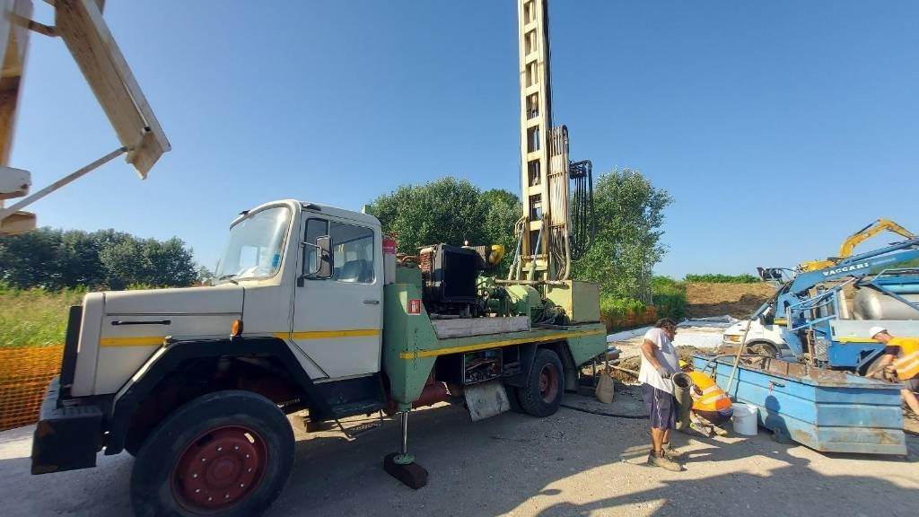 Fraste FS300 - Foreuse: photos 1 Fraste FS300 - Foreuse: photos 1