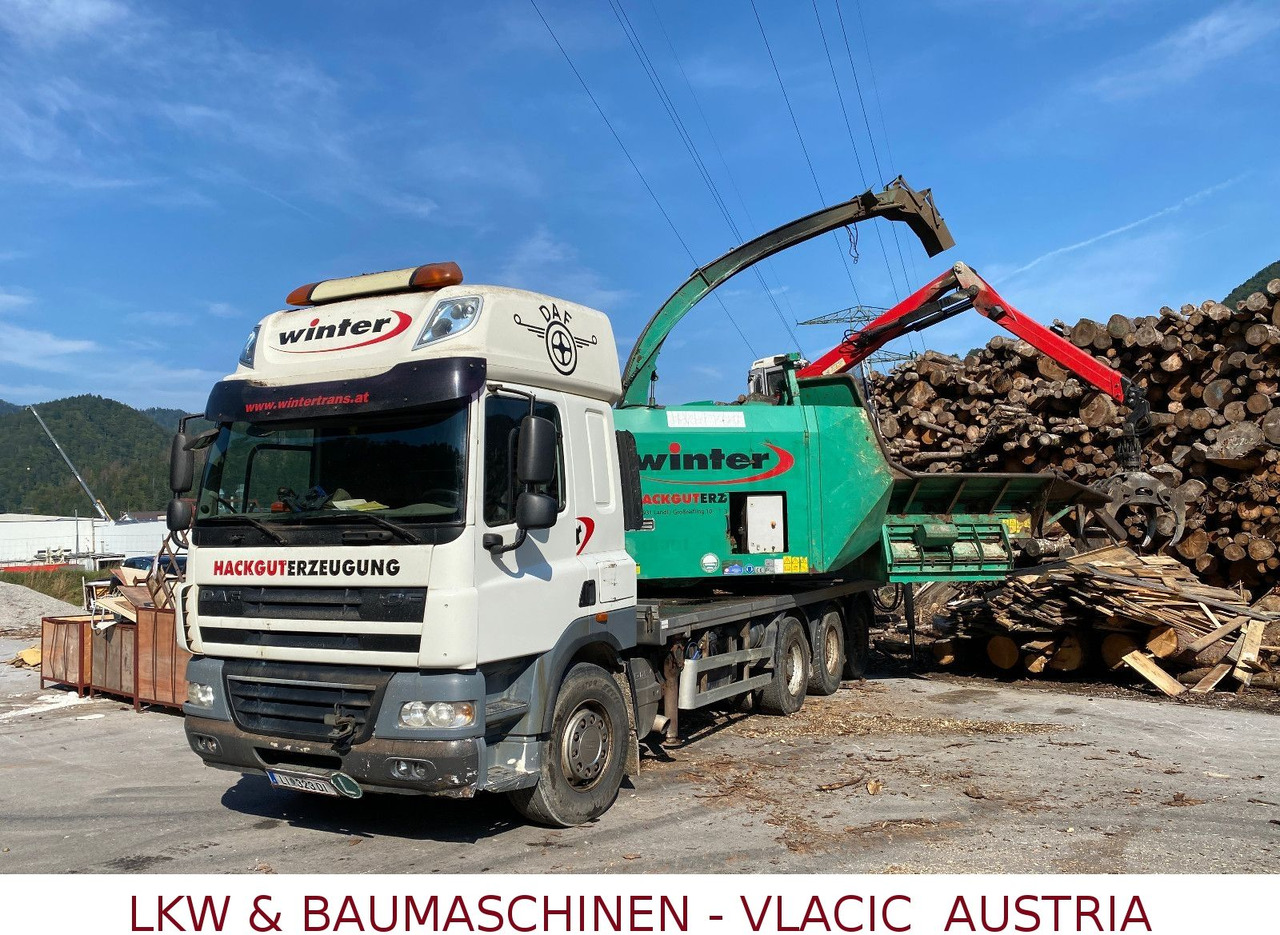 DAF CF85 Holzhackmaschine JENZ HEM 700 - Camion grumier: photos 1 DAF CF85 Holzhackmaschine JENZ HEM 700 - Camion grumier: photos 1