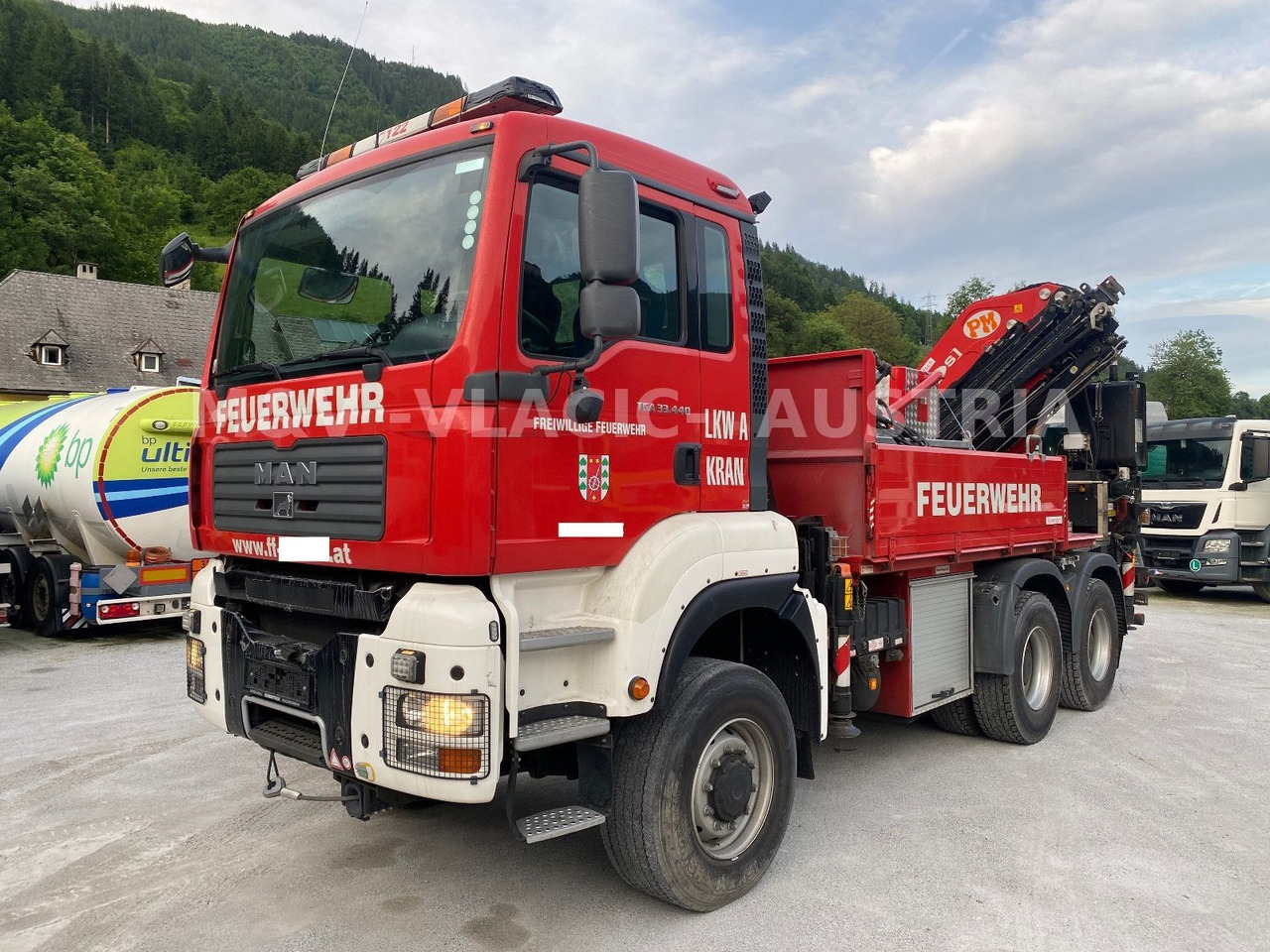 MAN 33.440 6x6 KRAN PM27 und Frontseilwinde 60lm - Camion plateau, Camion grue: photos 1 MAN 33.440 6x6 KRAN PM27 und Frontseilwinde 60lm - Camion plateau, Camion grue: photos 1