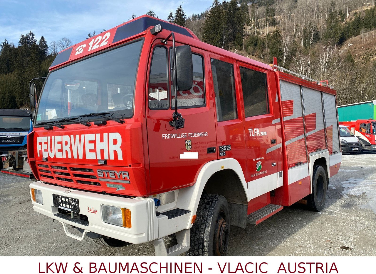 MAN STEYR 13S26 (4X4) - Camion citerne: photos 1 MAN STEYR 13S26 (4X4) - Camion citerne: photos 1