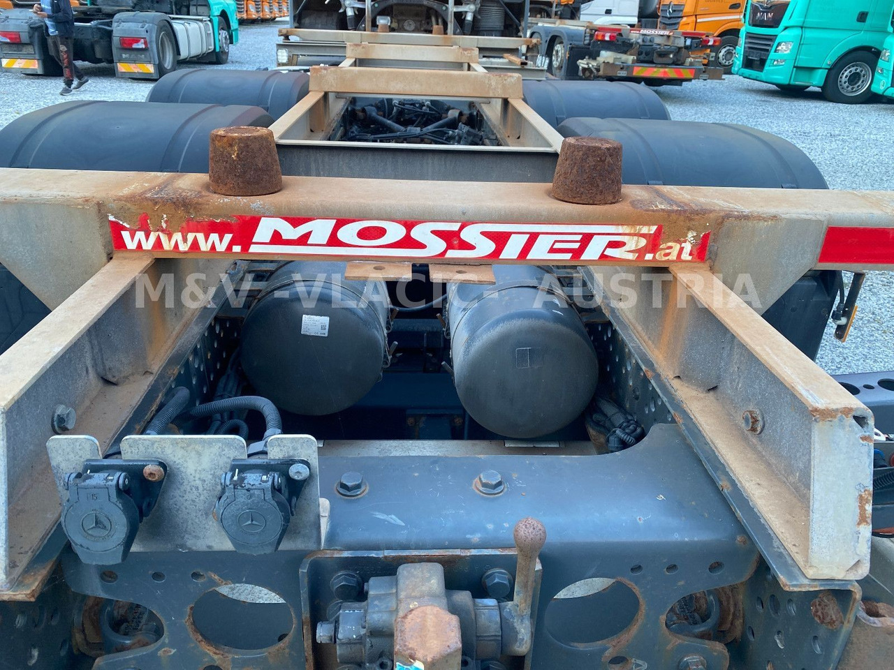 Camion porte-conteneur/ Caisse mobile Mercedes-Benz 2542: photos 14