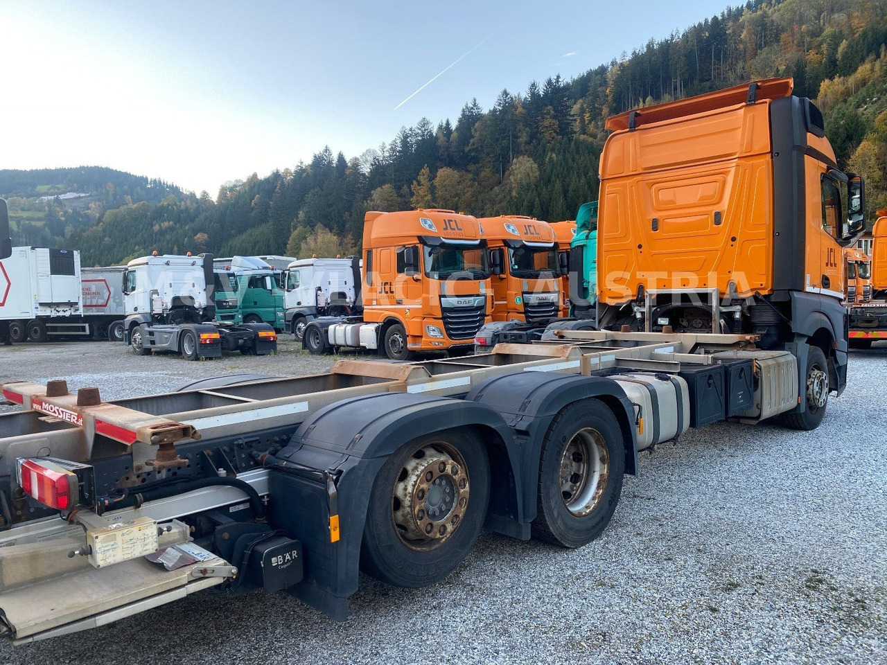 Camion porte-conteneur/ Caisse mobile Mercedes-Benz 2542: photos 17
