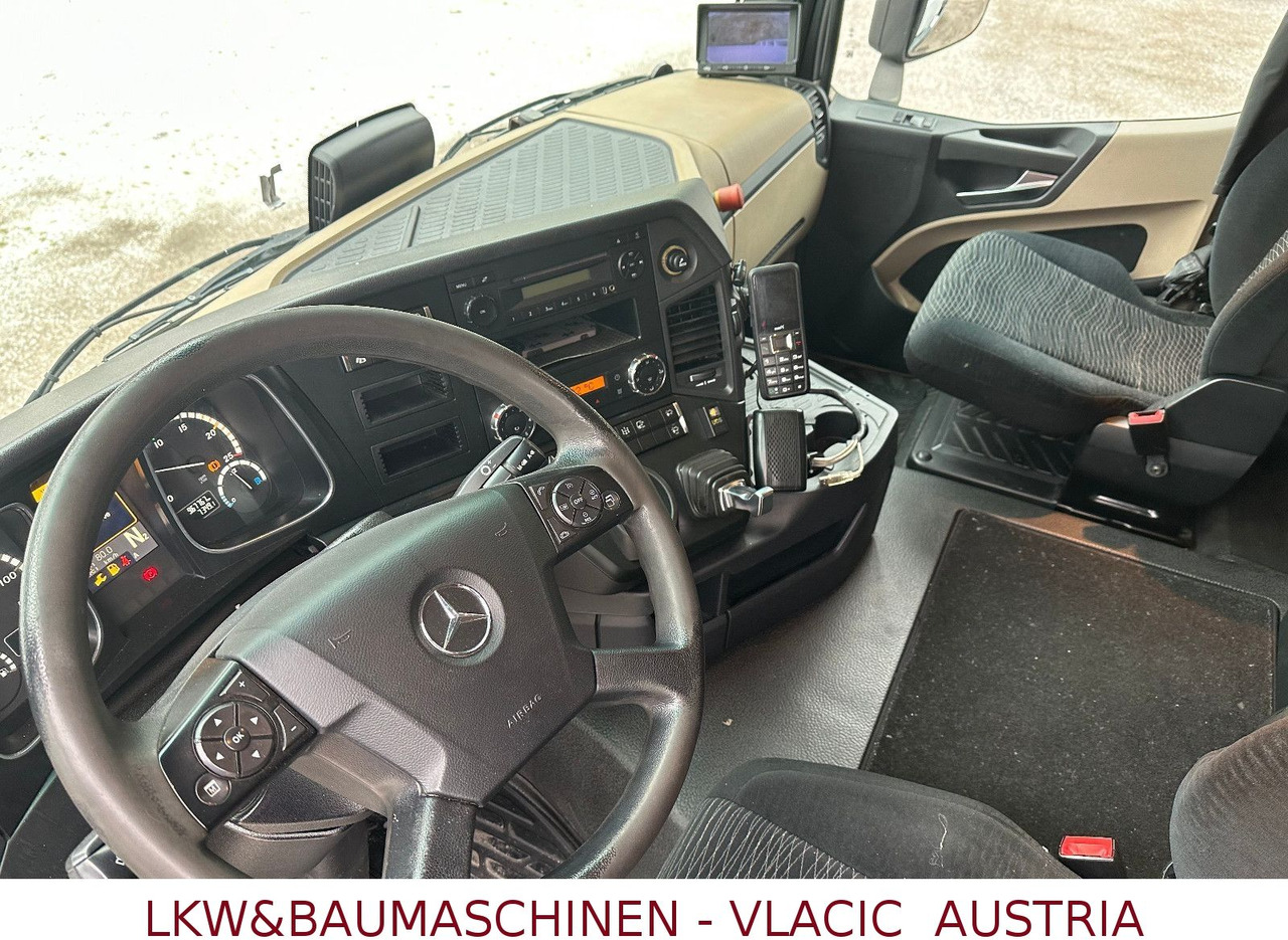 Mercedes-Benz Actros 1840 ADR - Tracteur routier: photos 4 Mercedes-Benz Actros 1840 ADR - Tracteur routier: photos 4