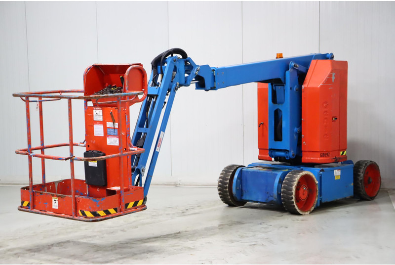 Genie Z-30/20N RJ - Nacelle articulée: photos 3 Genie Z-30/20N RJ - Nacelle articulée: photos 3