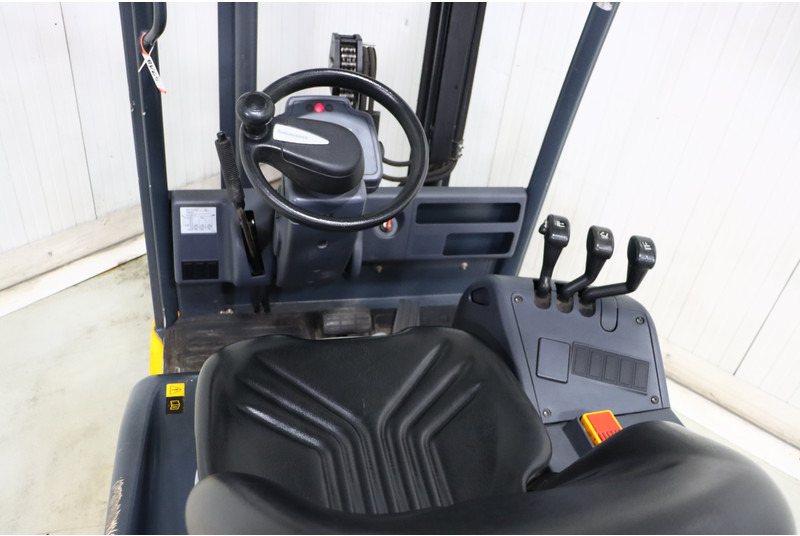 Jungheinrich EFG113 - Chariot élévateur électrique: photos 2 Jungheinrich EFG113 - Chariot élévateur électrique: photos 2