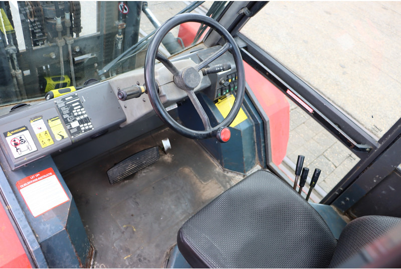 Manitou M50-4 - Chariot élévateur diesel: photos 2 Manitou M50-4 - Chariot élévateur diesel: photos 2
