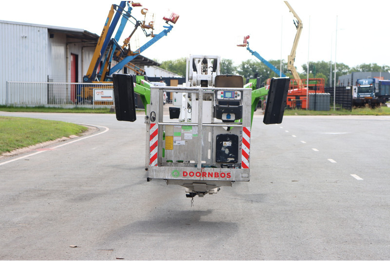 Teupen Leo 36T - Nacelle télescopique: photos 3 Teupen Leo 36T - Nacelle télescopique: photos 3