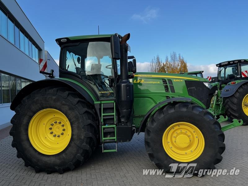 John Deere 6250R ULTIMATE CommandPro - Tracteur agricole: photos 4 John Deere 6250R ULTIMATE CommandPro - Tracteur agricole: photos 4