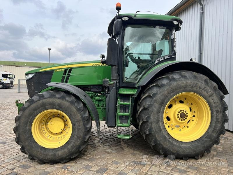 John Deere 7290R E23 PowerShift - Tracteur agricole: photos 4 John Deere 7290R E23 PowerShift - Tracteur agricole: photos 4