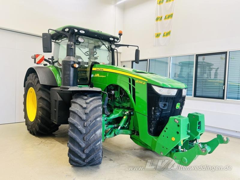 John Deere 8295R FH+FZW - Tracteur agricole: photos 3 John Deere 8295R FH+FZW - Tracteur agricole: photos 3