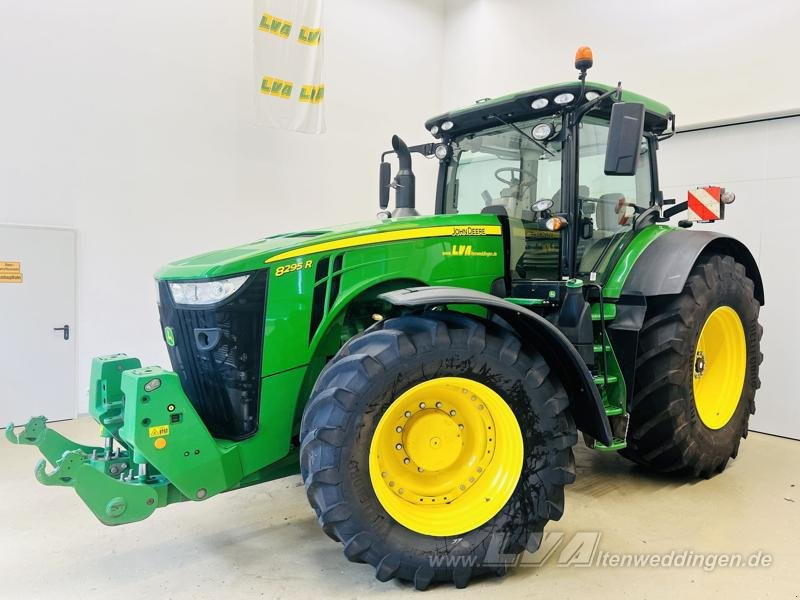 John Deere 8295R FH+FZW - Tracteur agricole: photos 1 John Deere 8295R FH+FZW - Tracteur agricole: photos 1
