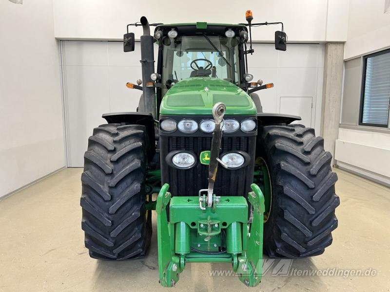 Tracteur agricole John Deere 8330: photos 6