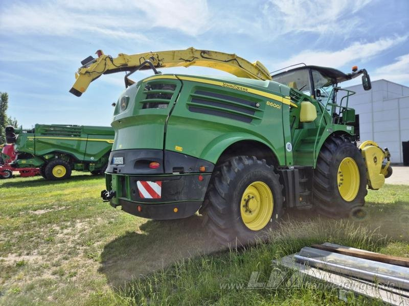 John Deere 8600i - Ensileuse: photos 3 John Deere 8600i - Ensileuse: photos 3