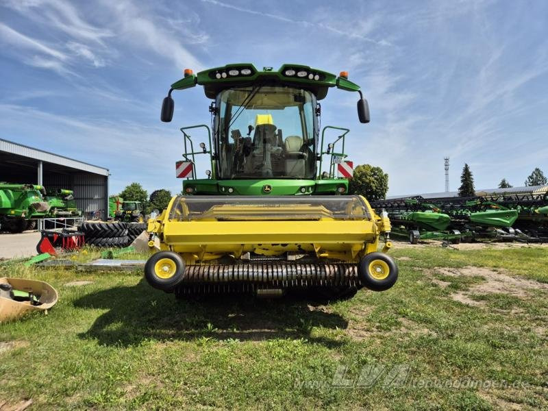 John Deere 8600i - Ensileuse: photos 2 John Deere 8600i - Ensileuse: photos 2