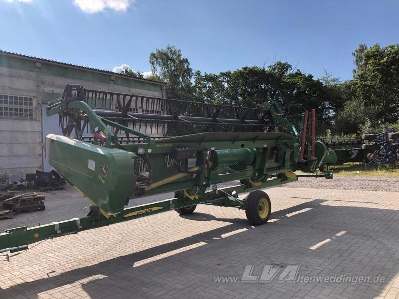 John Deere T550 - Moissonneuse-batteuse: photos 5 John Deere T550 - Moissonneuse-batteuse: photos 5