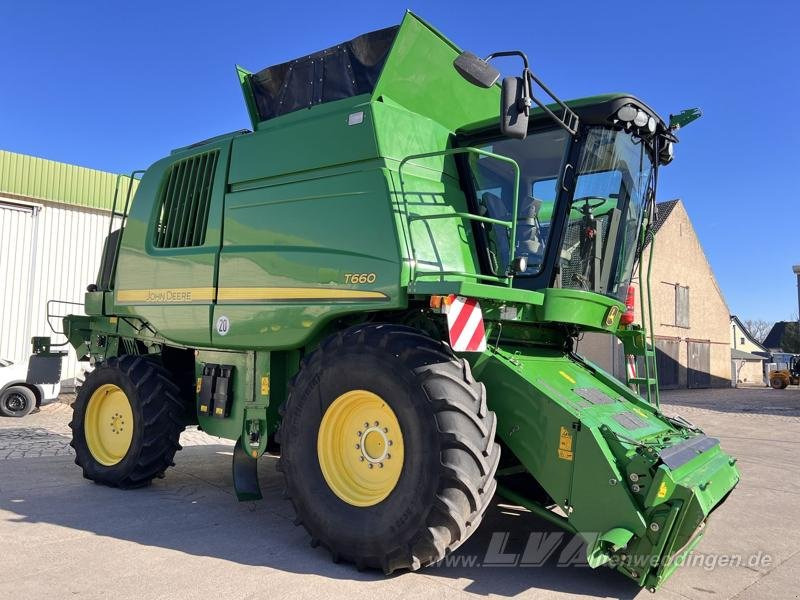 John Deere T660 - Moissonneuse-batteuse: photos 2 John Deere T660 - Moissonneuse-batteuse: photos 2