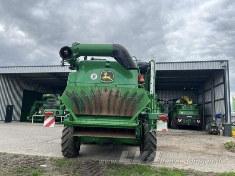 John Deere T670 - Moissonneuse-batteuse: photos 4 John Deere T670 - Moissonneuse-batteuse: photos 4