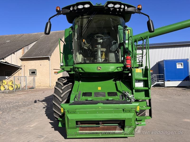 John Deere W550 - Moissonneuse-batteuse: photos 4 John Deere W550 - Moissonneuse-batteuse: photos 4