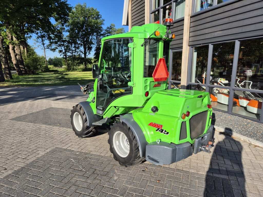 AVANT 745 optidrive - Valet de ferme: photos 3 AVANT 745 optidrive - Valet de ferme: photos 3
