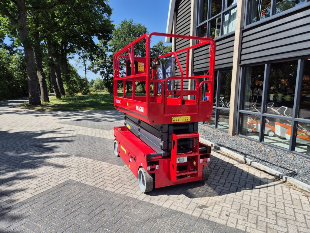 MAGNI ES1012AC scissors lift - Nacelle: photos 4 MAGNI ES1012AC scissors lift - Nacelle: photos 4