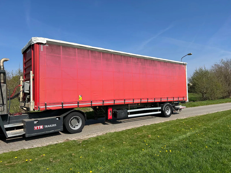 Fruehauf CITY-LINER | ALU LOAD BOARD 2500Kg | STEERING AXLE | - Semi-remorque rideaux coulissants: photos 1 Fruehauf CITY-LINER | ALU LOAD BOARD 2500Kg | STEERING AXLE | - Semi-remorque rideaux coulissants: photos 1